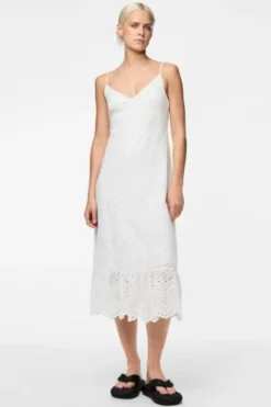 Pieces Pcvilde Strap Dress 4703759 Bright White