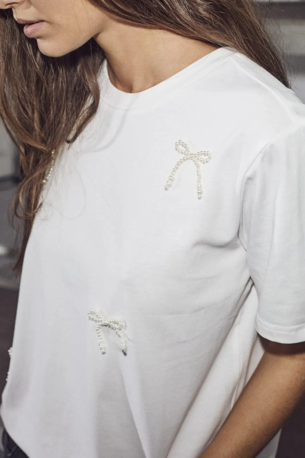 Sale Haute L'Amitié Pearl Bow Tee HL10027 Off-White