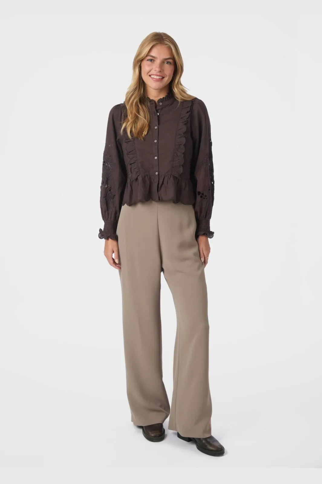 Outlet Neo Noir Petrine Embroidery Blouse 161136 676