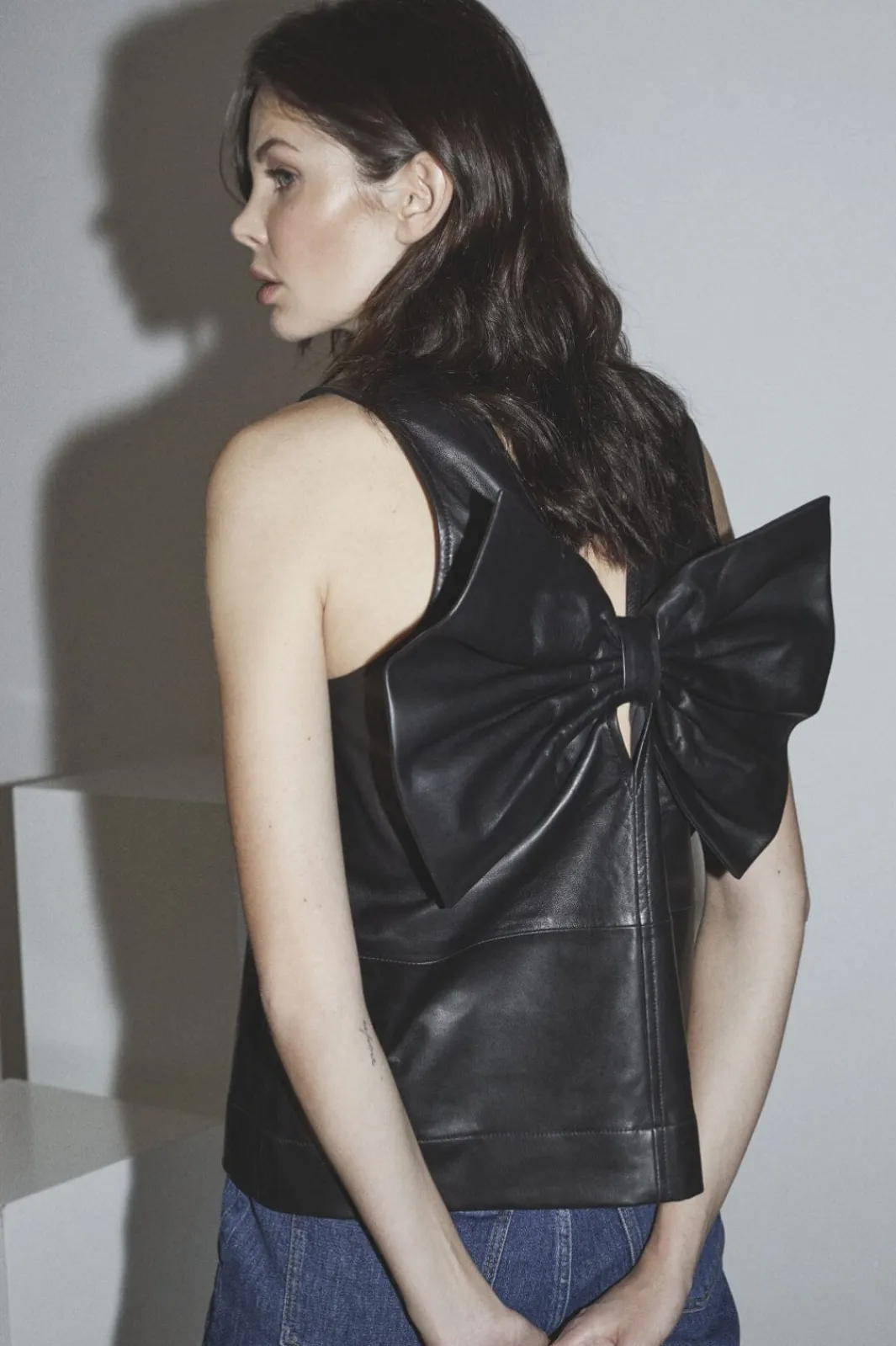 Outlet Co´Couture Phoebecc Leather Bow V-Top 35884 96