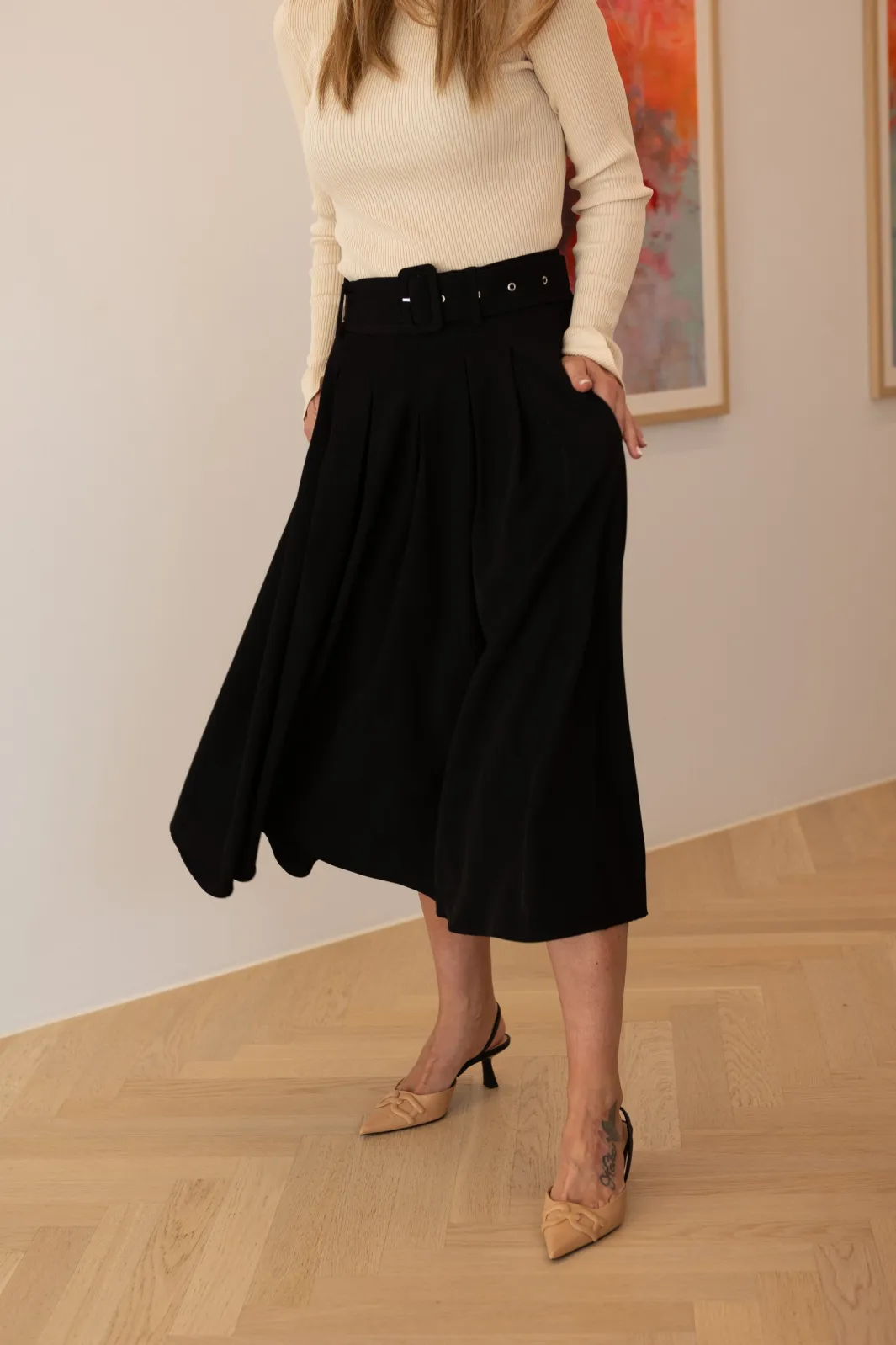 Sale Valentin Studio Pleated Skirt Black