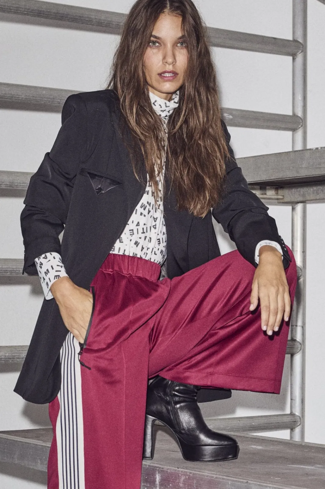 Hot Haute L'Amitié Premiere Single Blazer HL10002 Black