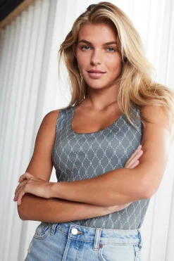 New Hype The Detail Printed Top 200-1 49