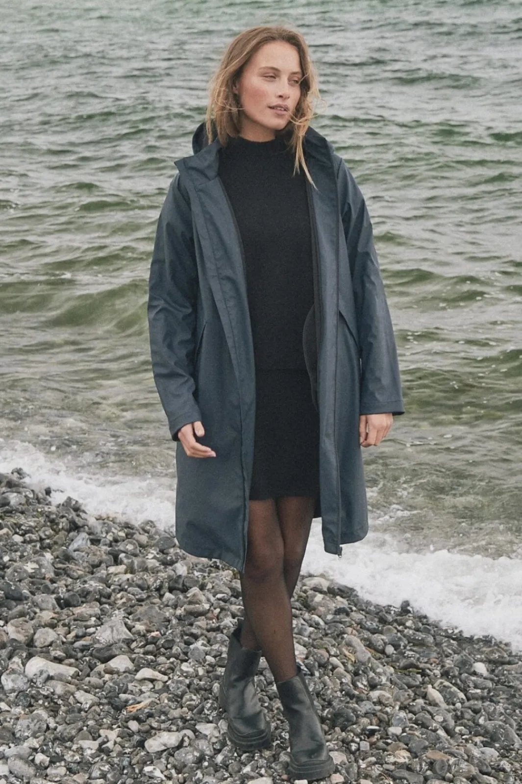 Neo Noir Rocco C Jacket Navy