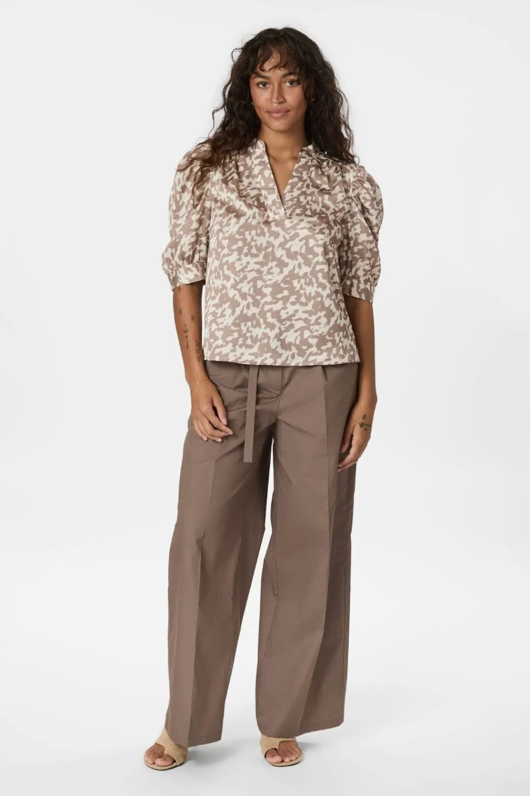 Outlet Neo Noir Roella Graphic Fade Blouse 165274 125