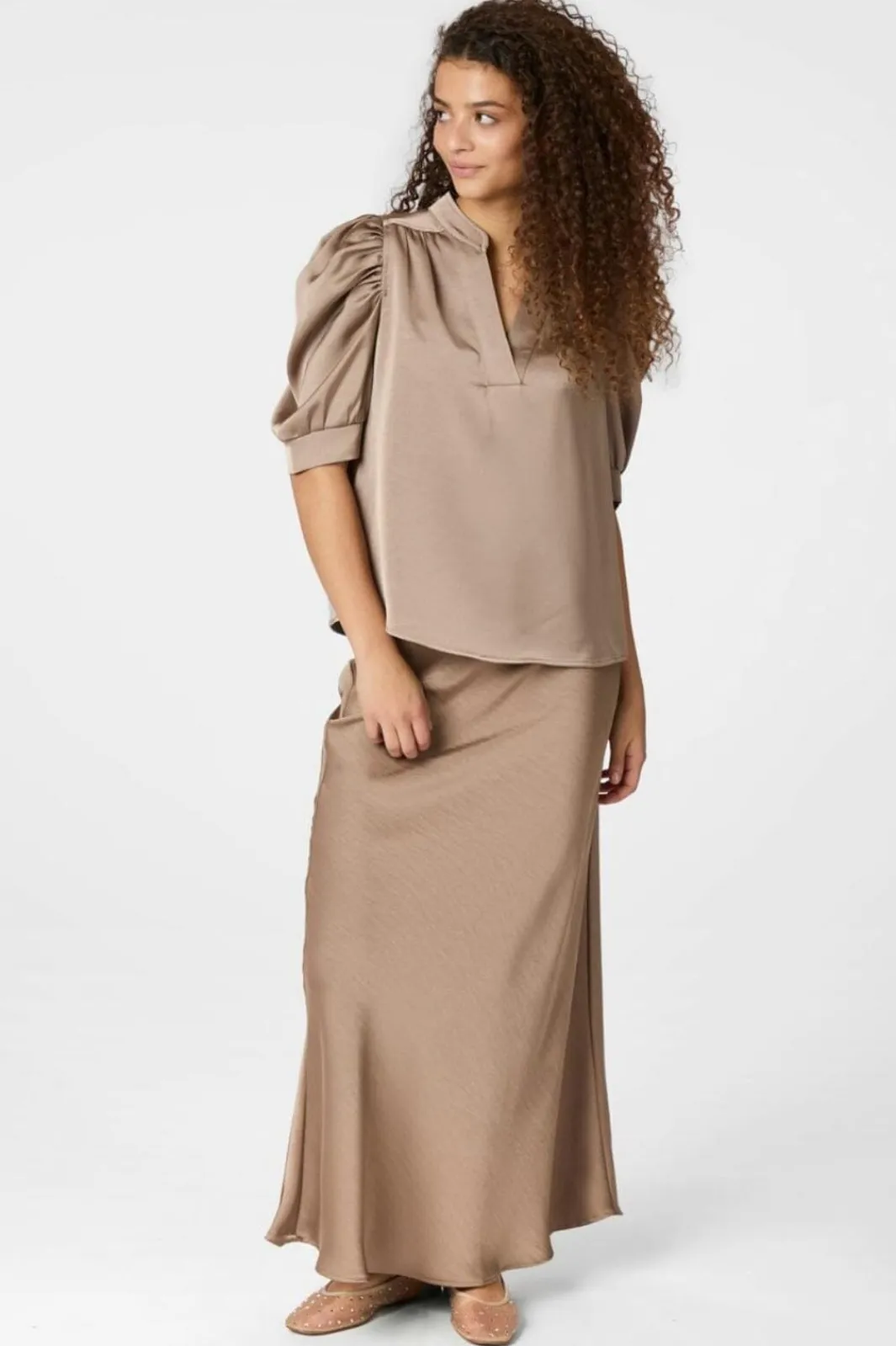 New Neo Noir Roella Heavy Sateen Blouse 162590 811
