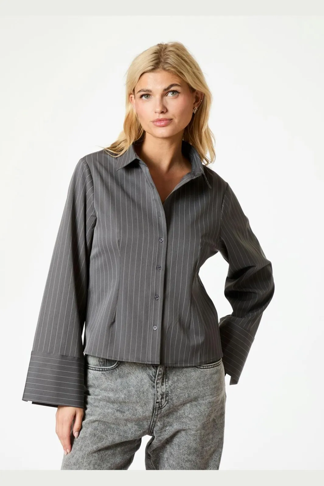Neo Noir Rosa Pinstripe Shirt Grey