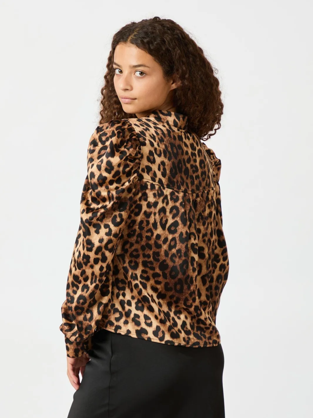 Neo Noir Rosslyn Leo Blouse Leopard