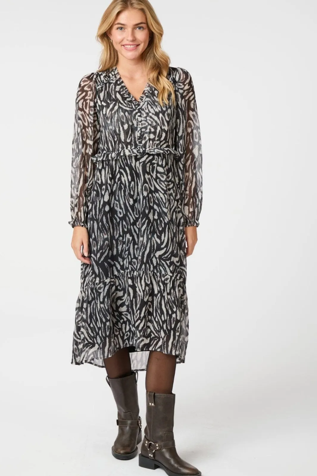 Online Neo Noir Saia Abstract Leo Dress 164414 Black