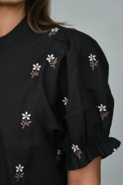 Neo Noir Savy Flower Emb Blouse 166791 100