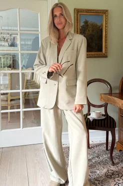 Discount BYIC Signatureic Blazer A23986 Dusty Beige