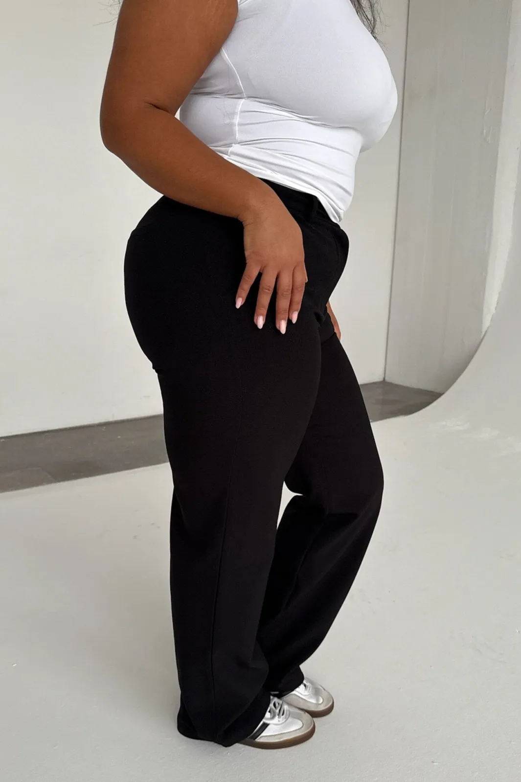 BYIC Signatureic Pants A23778 Black