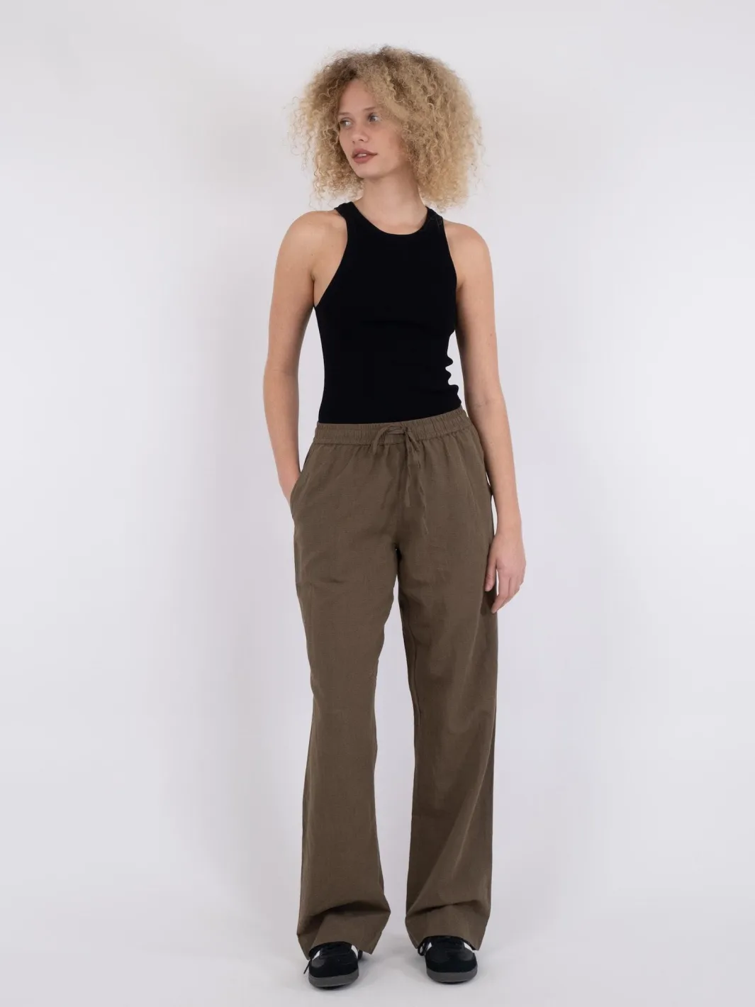Neo Noir Sonar Linen Pants Army