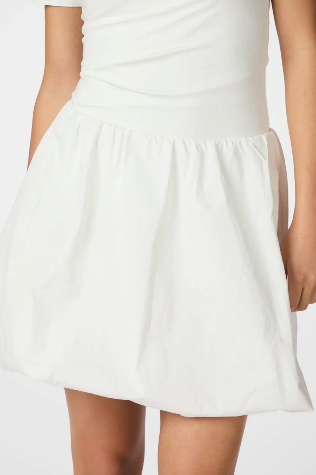 Online Neo Noir Stela Short Balloon Skirt 163696 120