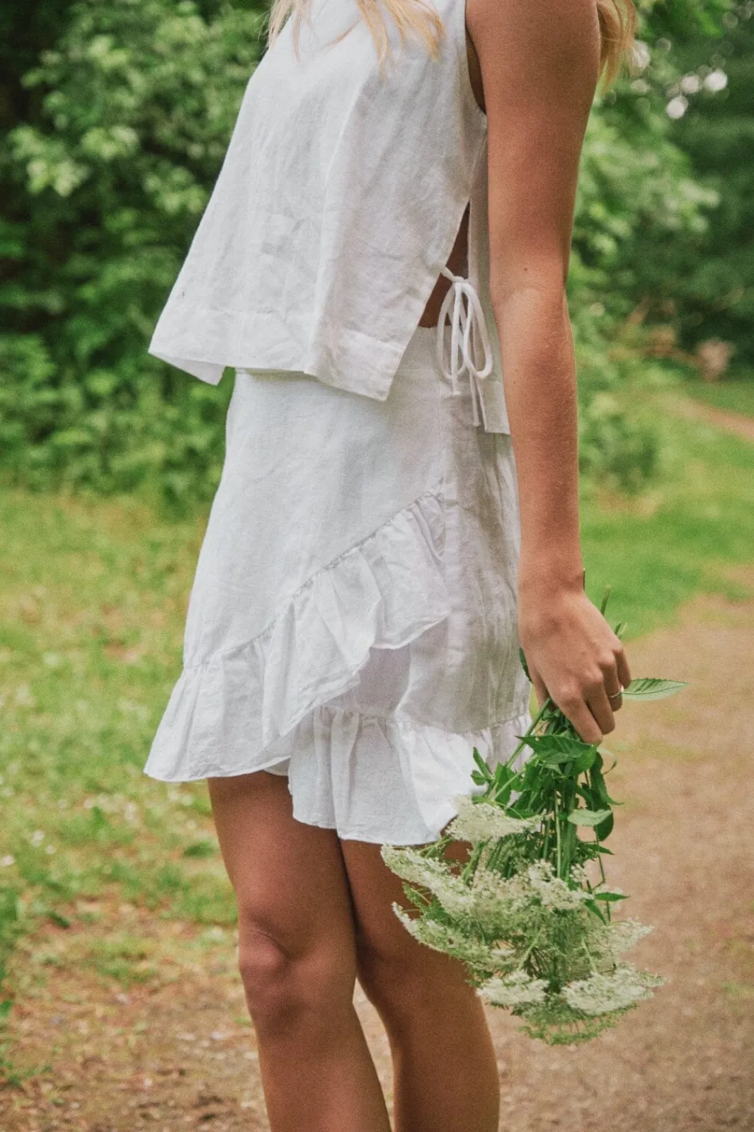 Neo Noir Svetlana Linen Top White
