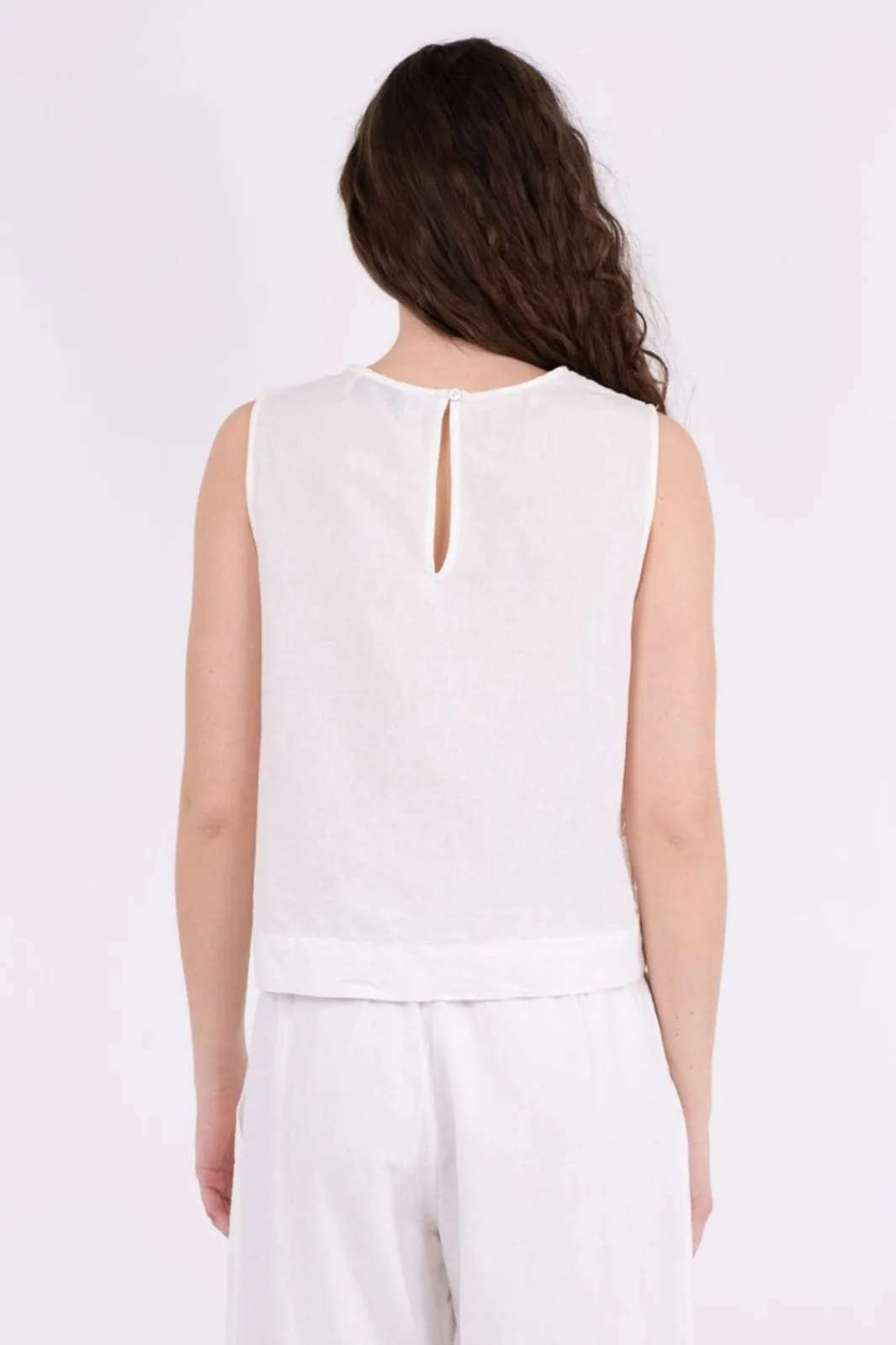Neo Noir Svetlana Linen Top White
