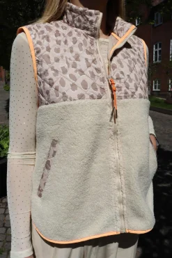 Outlet Liberte Teddy-Leo-Vest 22173 Creme Pale Lux Leo Neon Orange