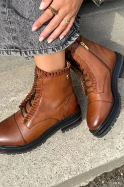 Discount Copenhagen Shoes The Pretty Collection CS8266 0241 Cognac