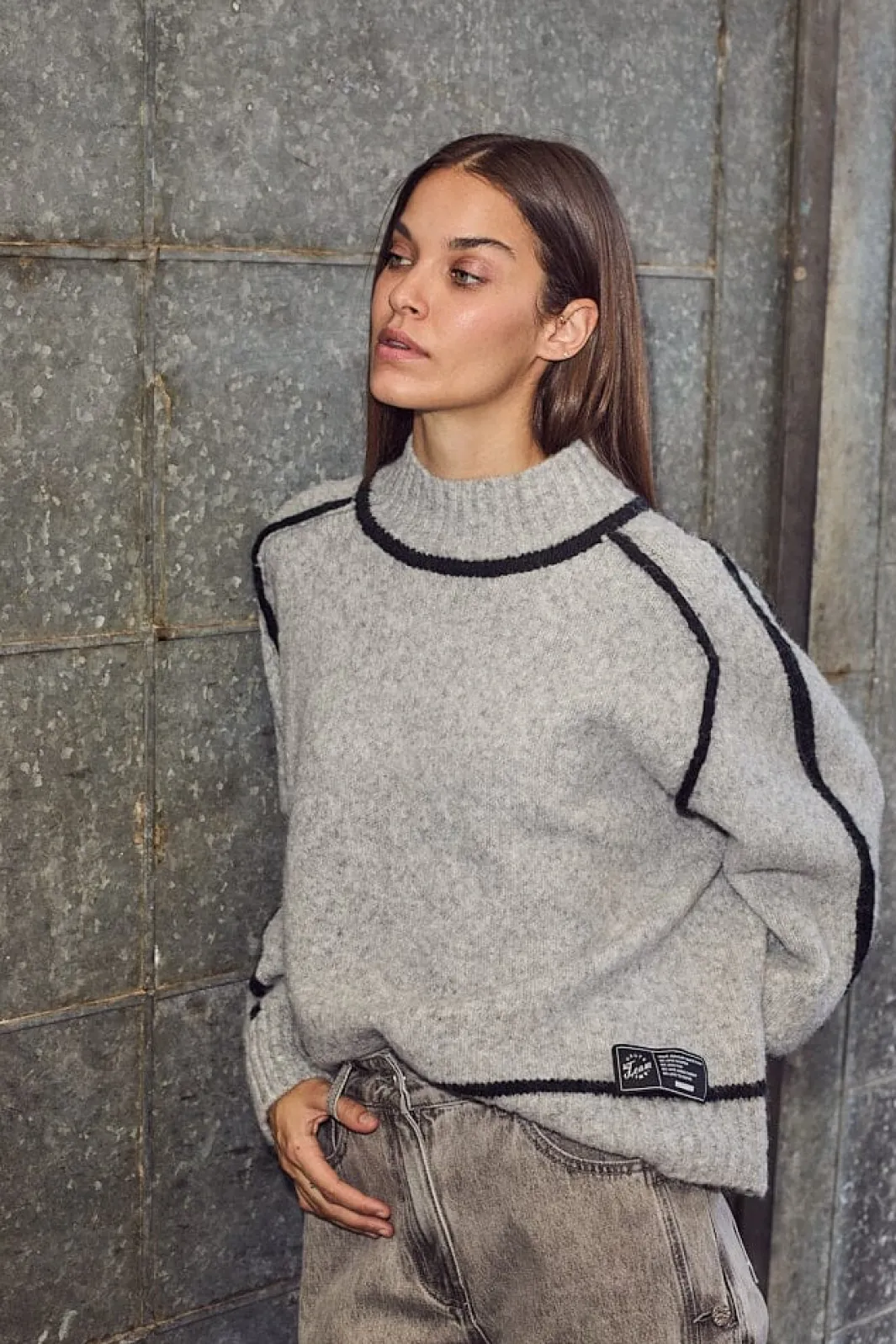 New Haute L'Amitié Toby Hem Line Knit HL10316 Light Grey Melange