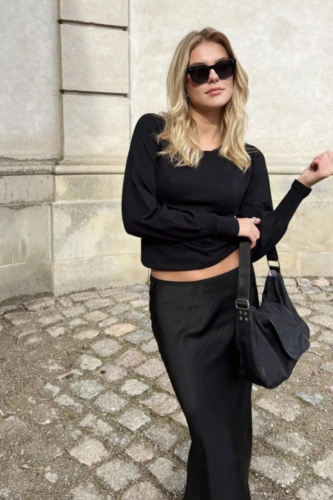 Best Neo Noir Vicky Heavy Sateen Skirt Black