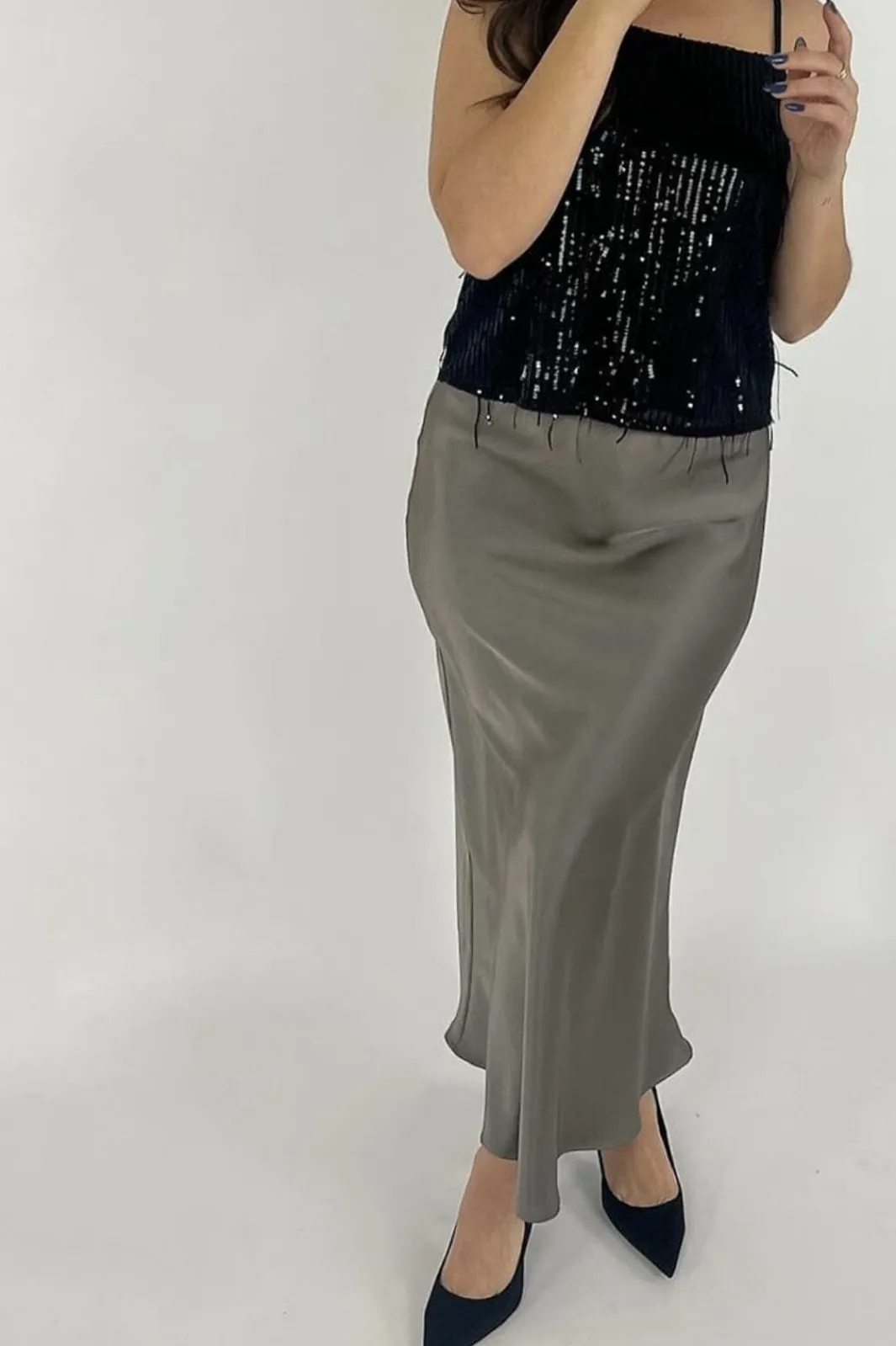 New Neo Noir Vicky Heavy Sateen Skirt Warm Grey