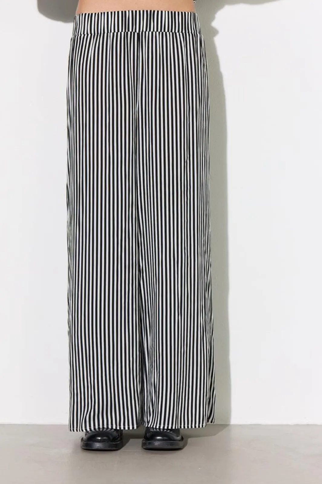 Hot Hunkøn Vicky Trousers 25981 Black Striped