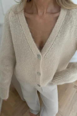 New BYIC Vickyic Cardigan 3339 Creme