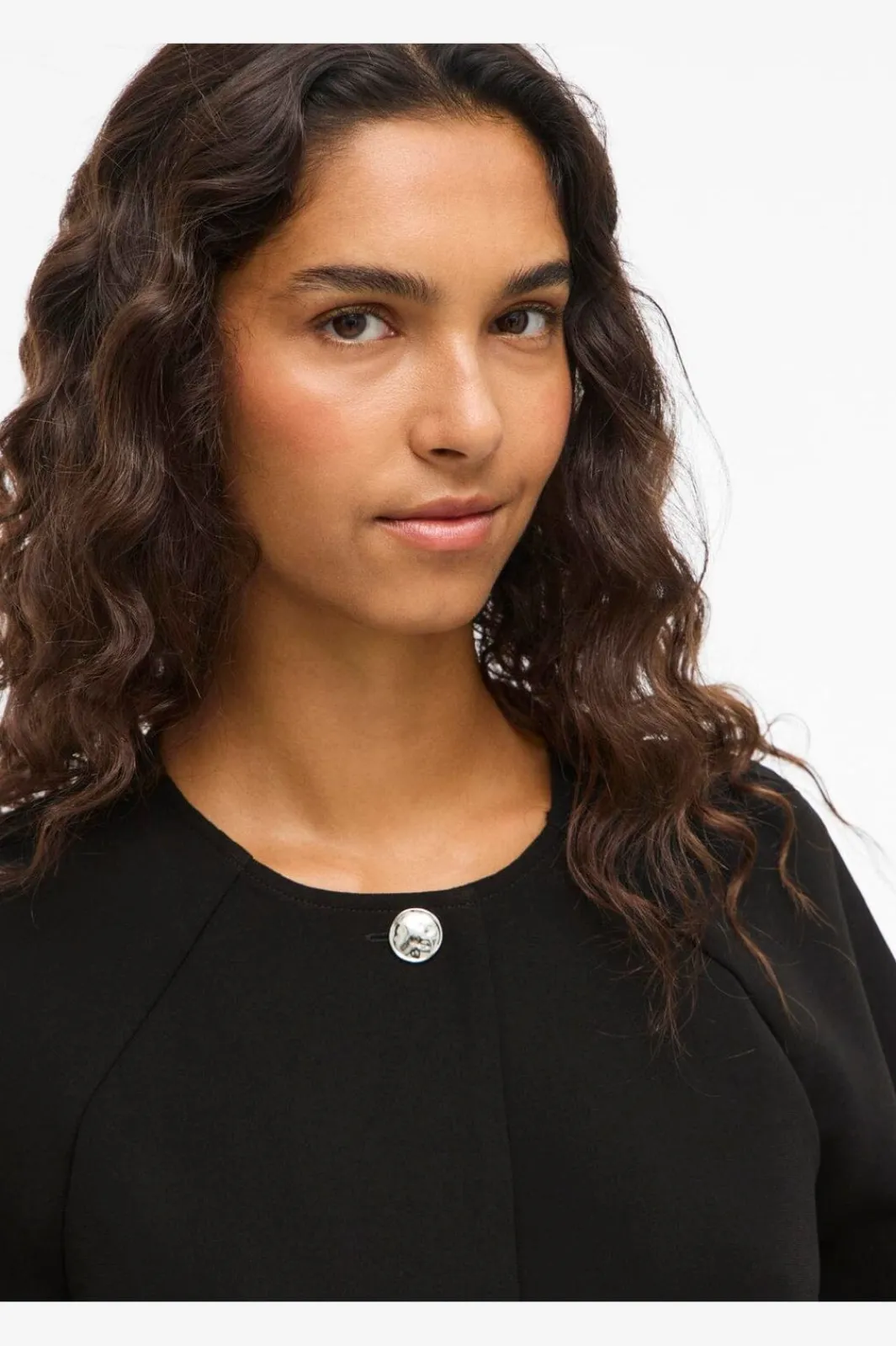 Best Vila Visabby 2/4 Open Short Top 4810886 Black Beauty