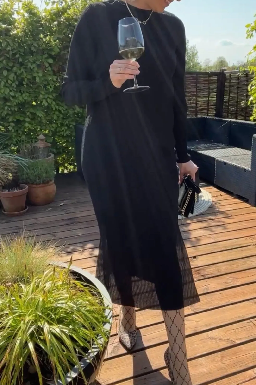 Online Neo Noir Vogue Dress Eksklusiv hos Molly&My Black
