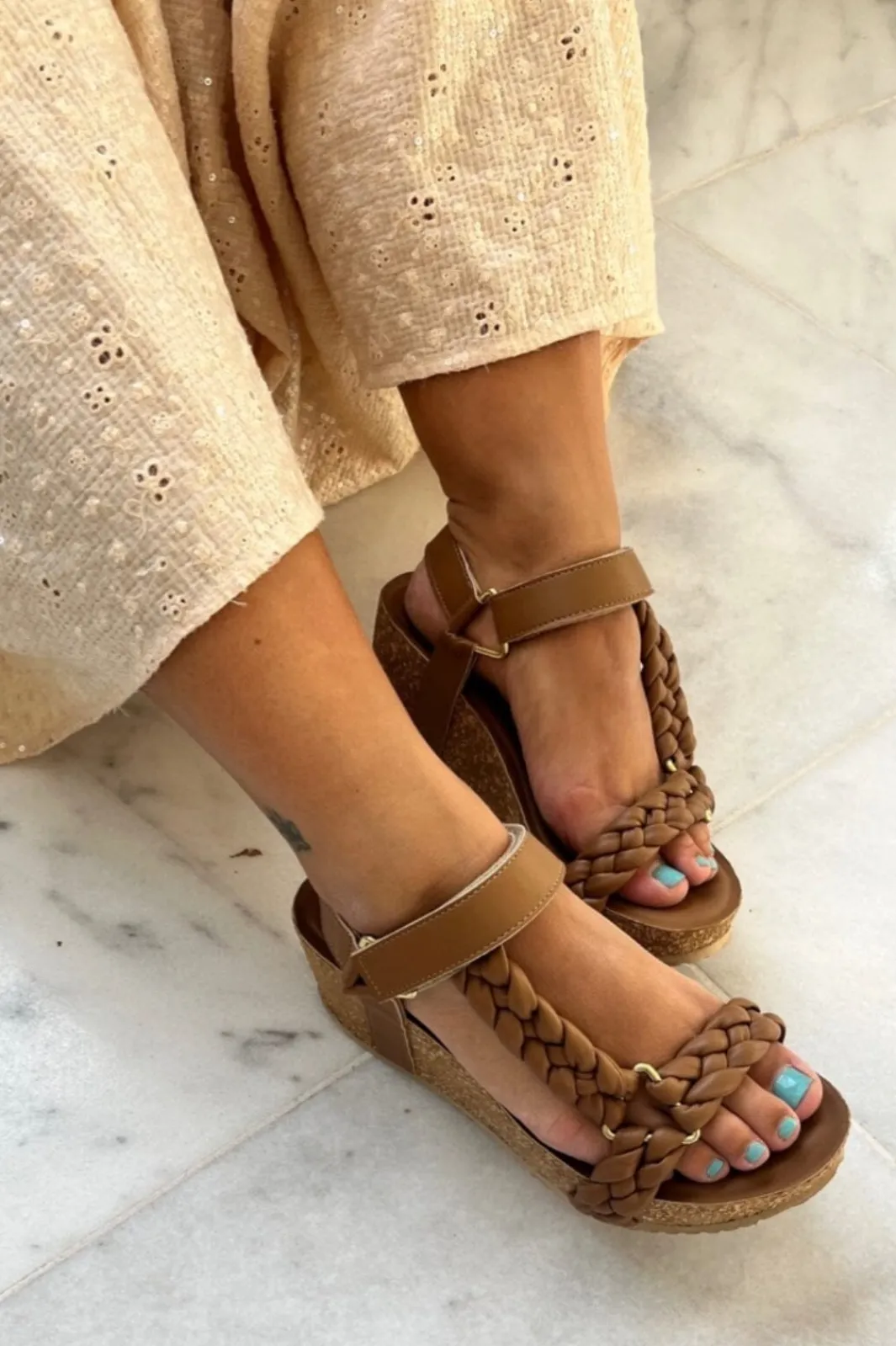 Outlet Copenhagen Shoes Woven Lady 0241 Cognac