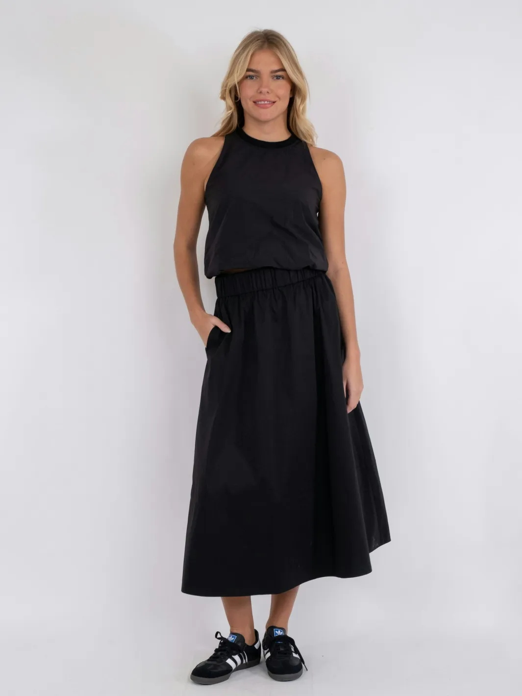 Online Neo Noir Yara Poplin Skirt Black