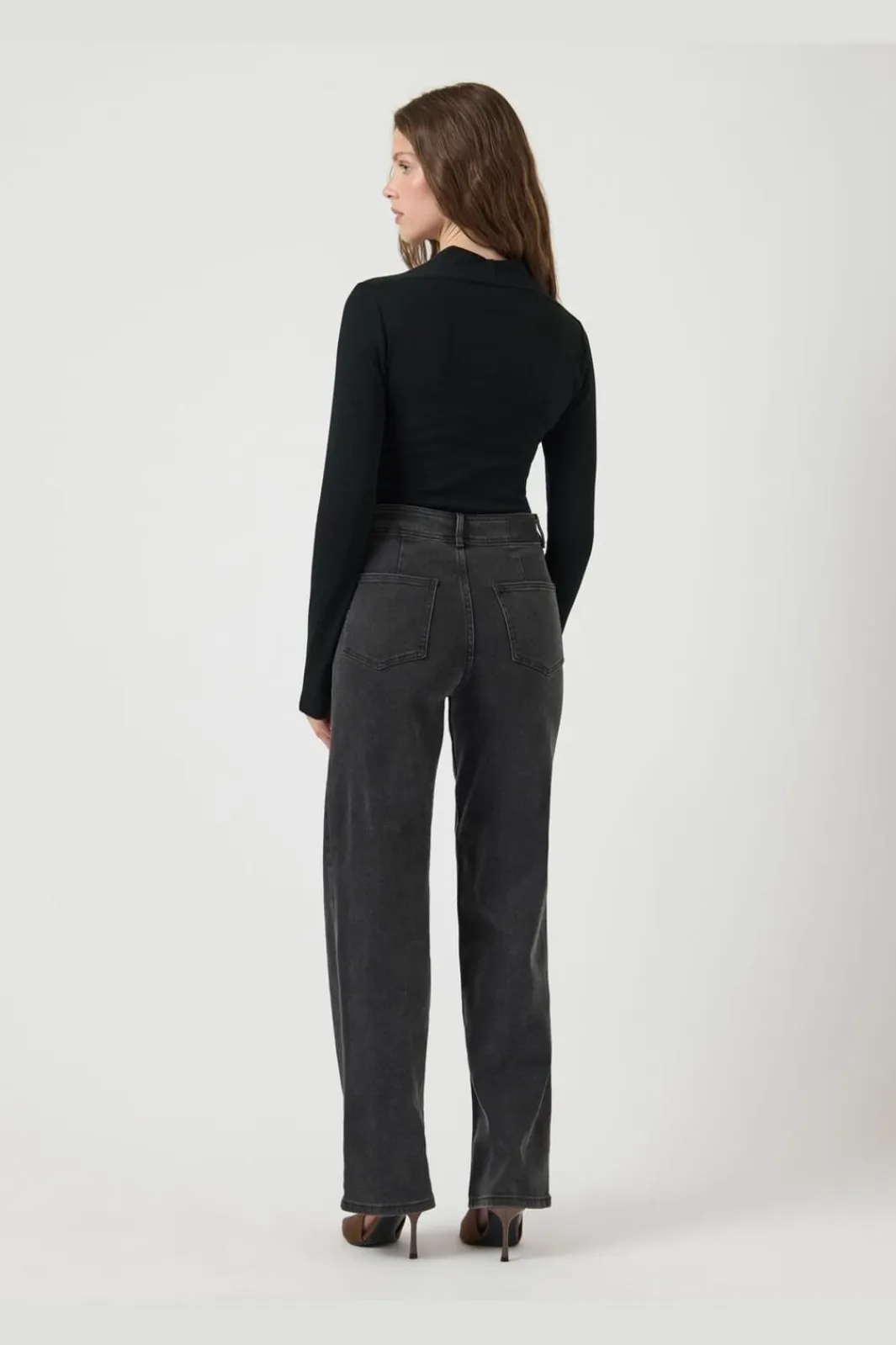 YAS clair Ls Body 4961221 Black