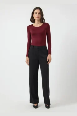 YAS ruby Ls Body 4972533 Port Royale
