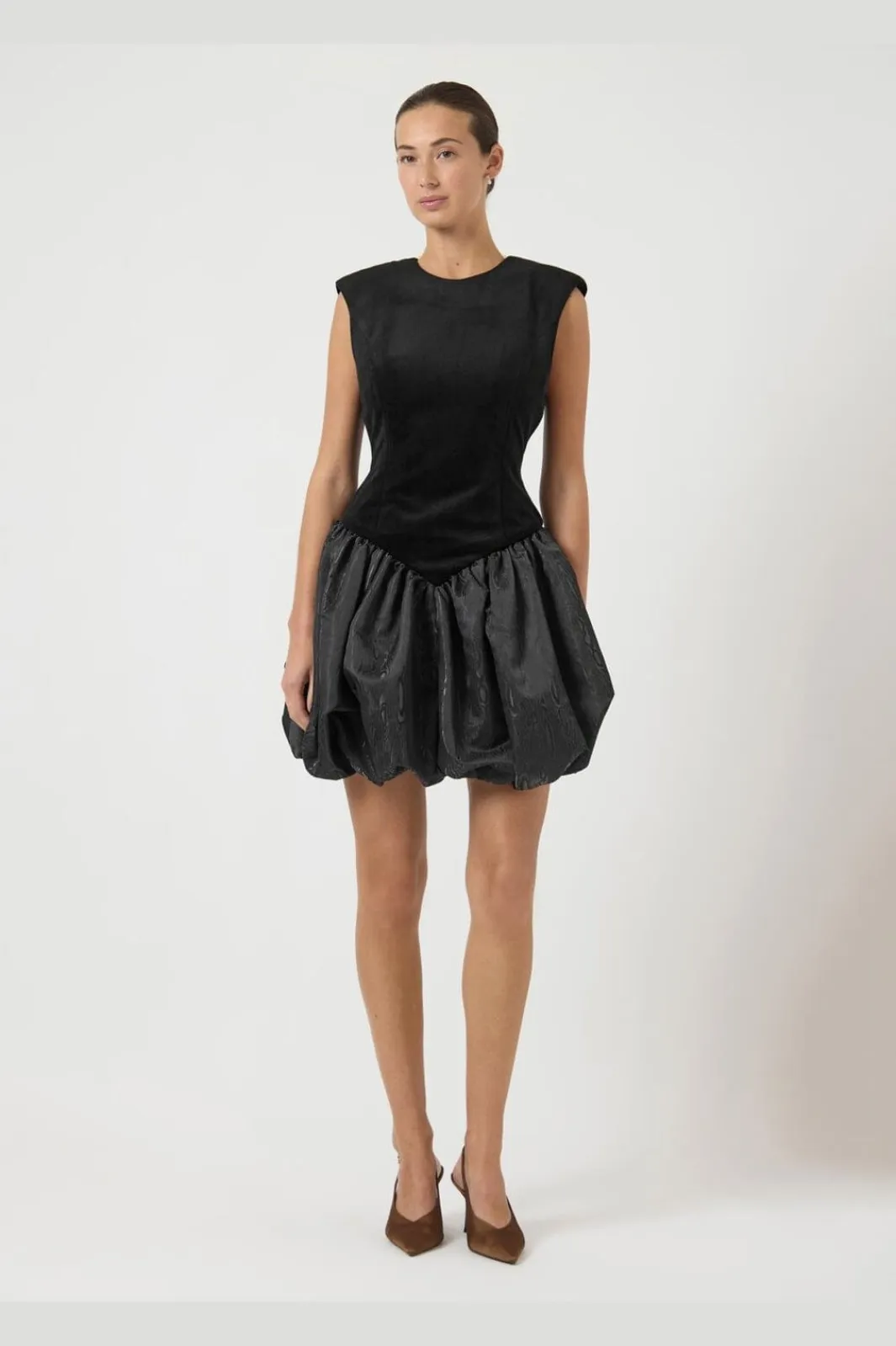 Discount YAS sarah Sl Bubble Hem Dress Gf 4933406 Black